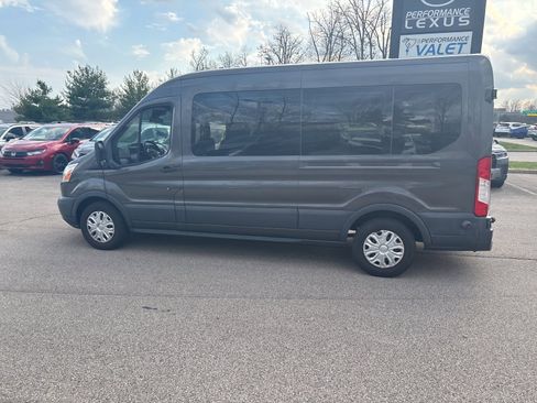 Used 2017 Ford Transit 350 XLT image 11