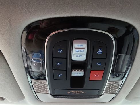 Used 2024 Hyundai Palisade Calligraphy FWD image 24