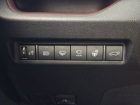 Used 2020 Toyota RAV4 Limited image 22