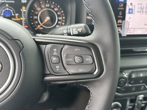 New 2025 Jeep Gladiator Mojave w/ Steel Bumper Group image 23