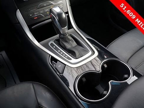 Used 2016 Ford Edge SEL w/ Equipment Group 201A image 21