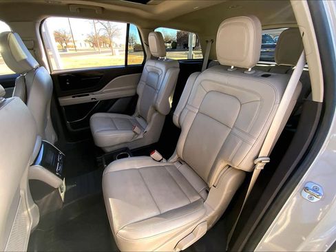 Used 2023 Lincoln Aviator Reserve w/ Elements Package Plus image 21