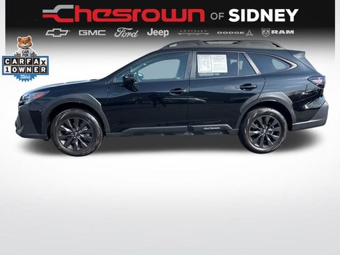 Used 2025 Subaru Outback Onyx Edition image 2