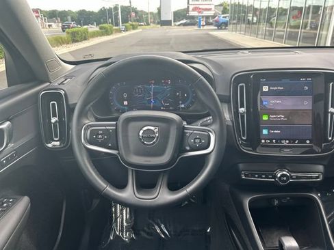 Used 2025 Volvo XC40 B5 Core AWD/4WD image 20