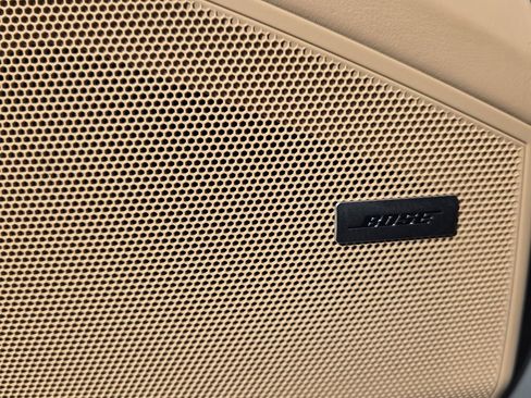 Used 2025 Porsche Cayenne S image 24