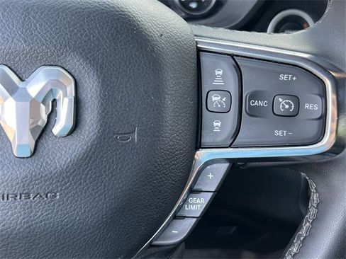 Used 2025 RAM 1500 Laramie image 29