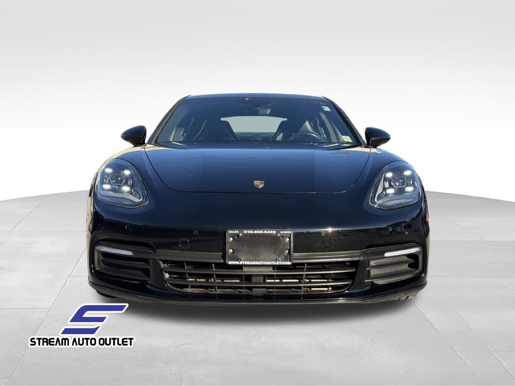 Used 2018 Porsche Panamera RWD image 2