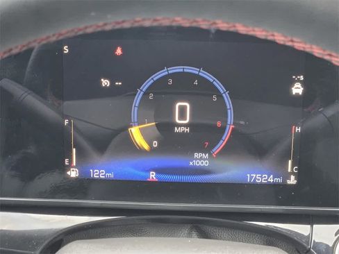 Used 2024 Chevrolet Trax RS image 21