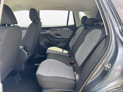 Used 2026 Volkswagen Tiguan S FWD image 13