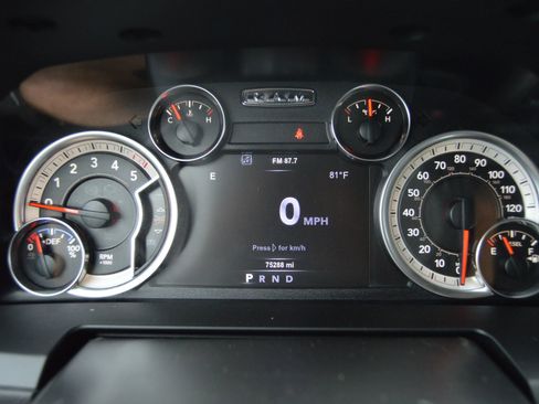 Used 2018 RAM 1500 Laramie w/ Convenience Group image 15