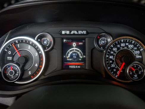 Used 2024 RAM 3500 Lone Star w/ Sport Appearance Package AWD/4WD image 16