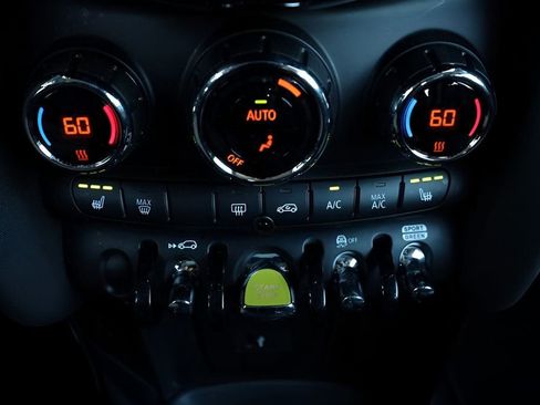 Used 2023 MINI Cooper SE image 33