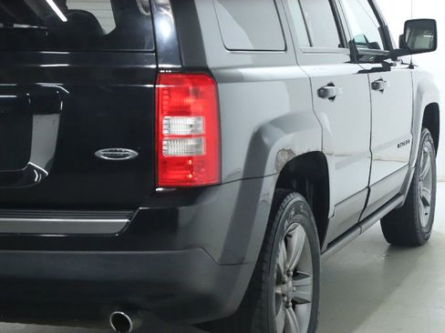 Used 2016 Jeep Patriot Sport w/ Power Value Group AWD/4WD image 42