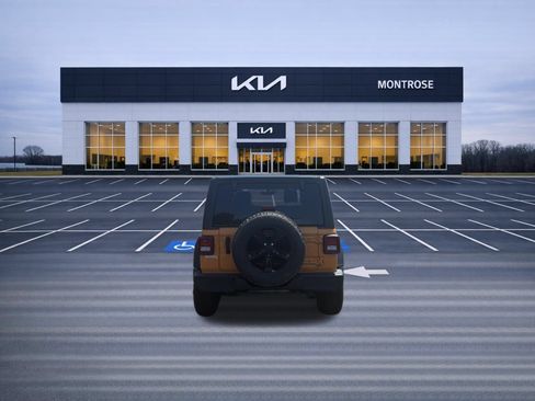 Used 2021 Jeep Wrangler Unlimited Sport AWD/4WD image 7