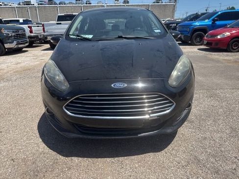 Used 2016 Ford Fiesta SE w/ Equipment Group 201A FWD image 6