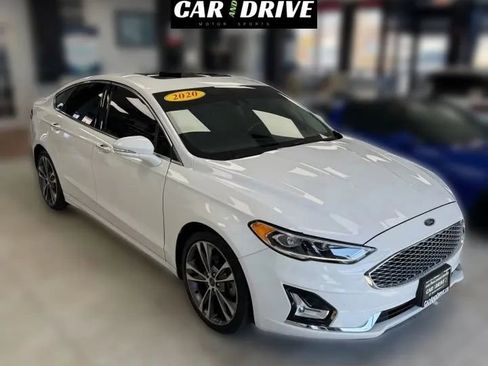 Used 2020 Ford Fusion Titanium AWD/4WD image 3