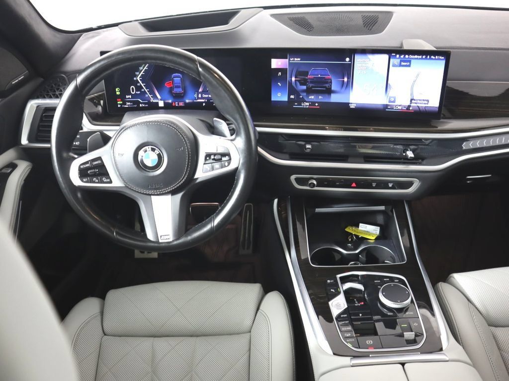 Used 2023 BMW X7 xDrive40i w/ M Sport Package AWD/4WD image 23