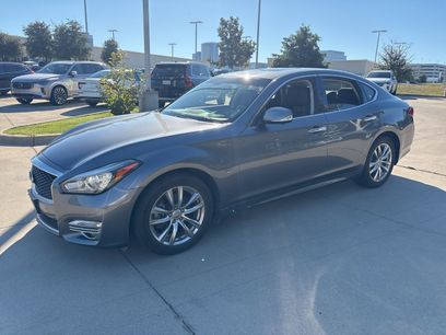 Used 2019 INFINITI Q70 Luxe