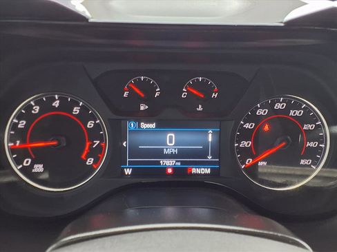 Used 2024 Chevrolet Camaro LT w/ Technology Package image 21