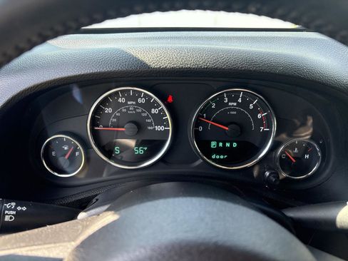 Used 2011 Jeep Wrangler Unlimited Sport AWD/4WD image 15