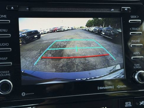 Used 2022 Toyota Prius Prime LE FWD image 18