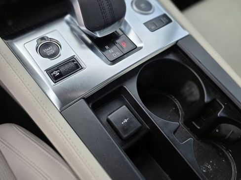 Used 2025 Jaguar F-PACE R-Dynamic S image 16