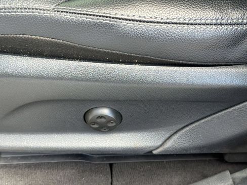 Used 2018 Mercedes-Benz GLC 300 image 16