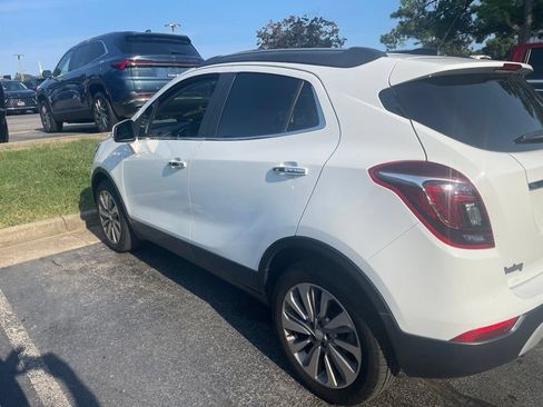 Used 2019 Buick Encore Preferred FWD image 2