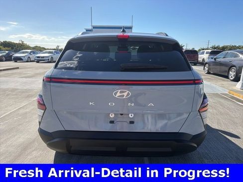 Used 2024 Hyundai Kona SEL w/ Convenience Package image 23