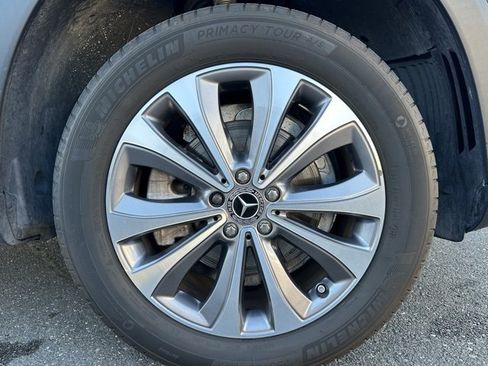 Certified 2022 Mercedes-Benz GLE 350 4MATIC w/ Premium Package image 11