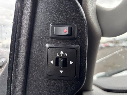 Used 2022 Ford E-350 and Econoline 350 Super Duty w/ Power Windows & Locks Group image 16