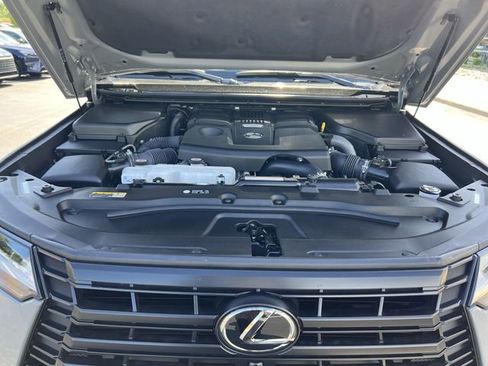Certified 2025 Lexus GX 550 AWD/4WD image 24