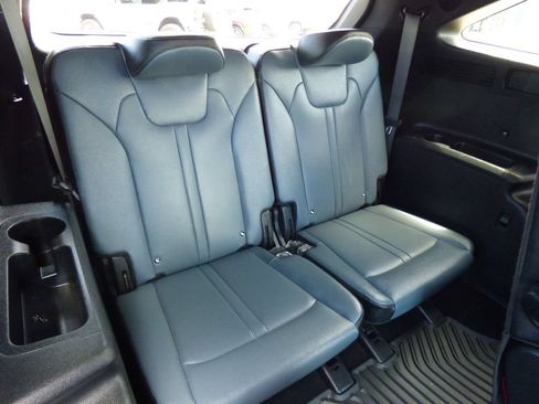 Used 2025 Kia Sorento SX Prestige AWD/4WD image 16