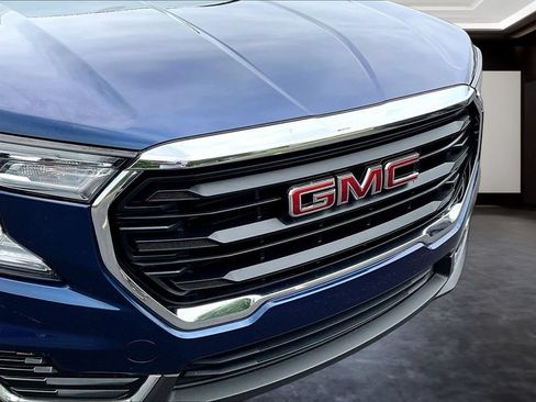 Used 2023 GMC Terrain SLE w/ Driver Convenience Package FWD image 32