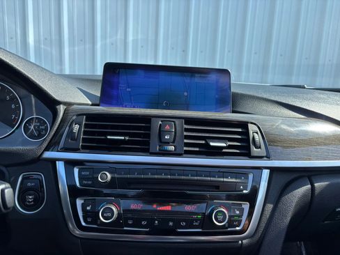 Used 2014 BMW 428i Convertible RWD image 38