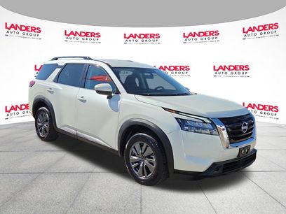 Used 2024 Nissan Pathfinder SV