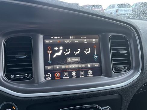 Used 2020 Dodge Charger SXT w/ Blacktop Package image 36