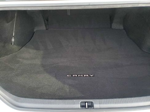 Used 2019 Toyota Camry LE image 22