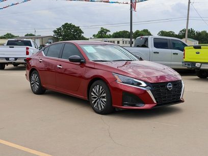 Used 2025 Nissan Altima 2.5 SV