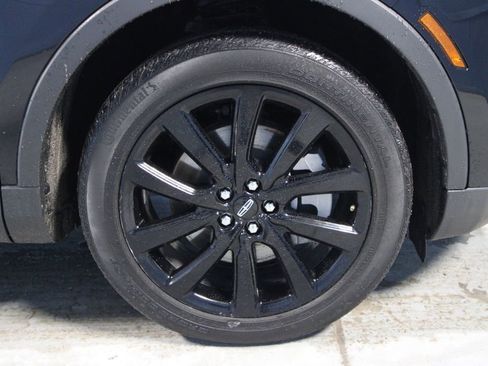 Used 2023 Lincoln Nautilus Reserve w/ Monochromatic Package image 36