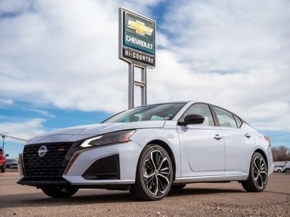 Used 2023 Nissan Altima 2.5 SR