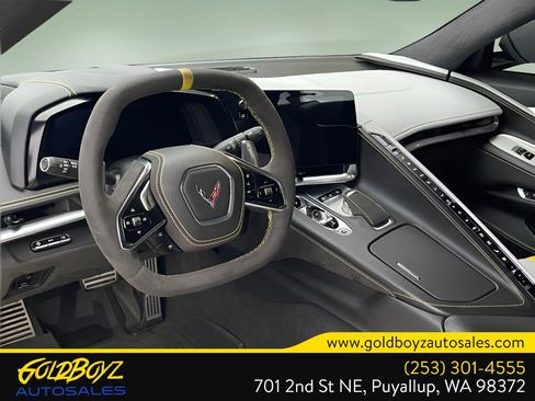 Used 2022 Chevrolet Corvette Stingray Premium Cpe w/ Z51 Performance Package image 20