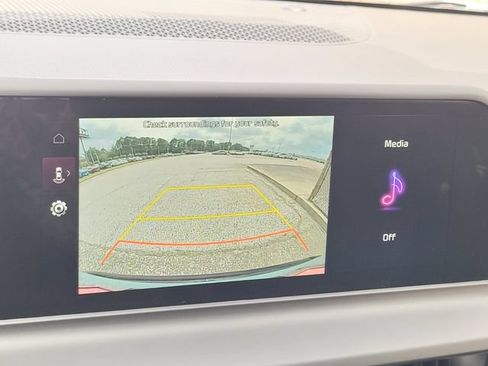 New 2026 Kia Seltos S FWD image 17
