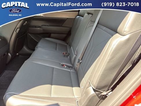 Used 2024 Hyundai Santa Fe XRT AWD/4WD image 18
