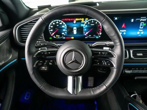 Certified 2025 Mercedes-Benz GLS 450 4MATIC image 29