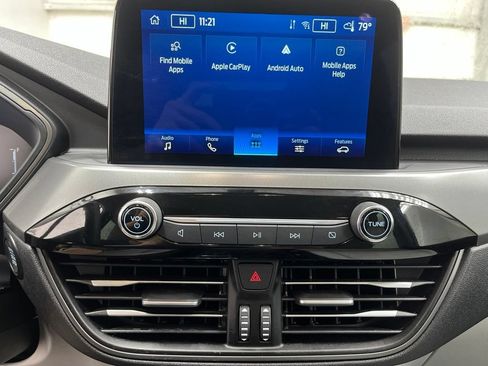 Used 2025 Ford Escape Active FWD image 11