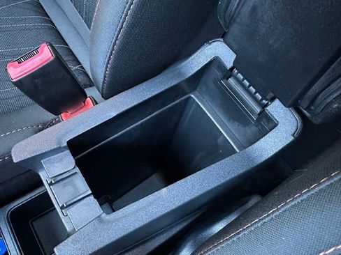 Used 2021 Ford EcoSport SE w/ SE Convenience Package image 20