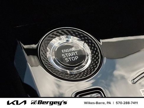 New 2025 Kia Niro EX w/ EX Cold Weather Package image 19