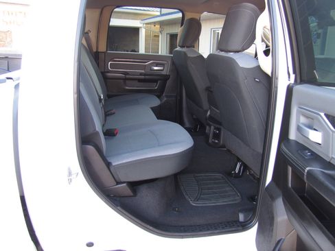 Used 2019 RAM 2500 Big Horn image 8