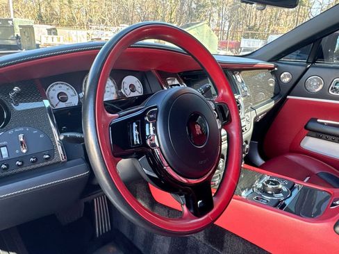Used 2020 Rolls-Royce Wraith RWD image 30